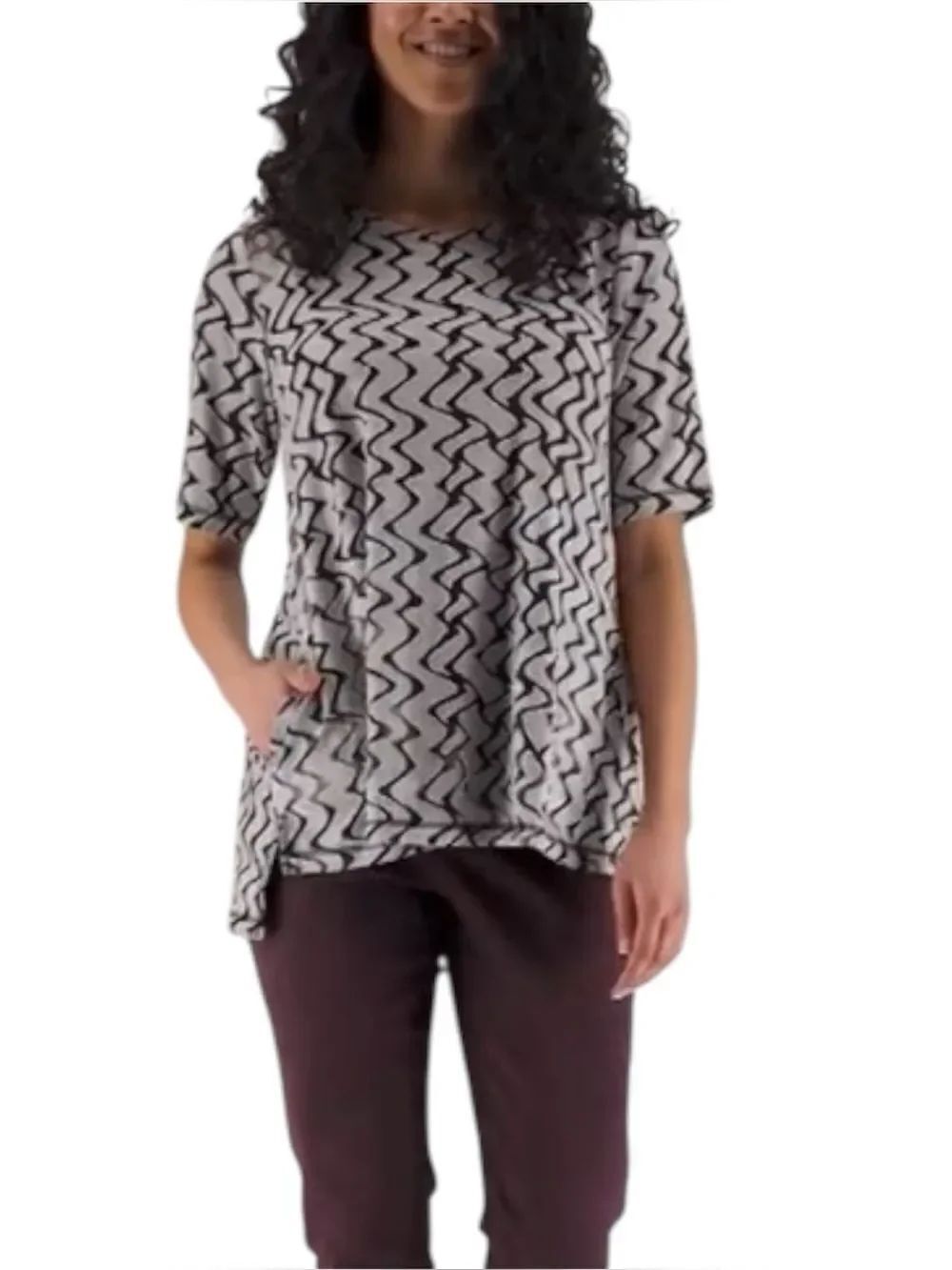 LOGO by Lori Goldstein Knit Jacquard Hi-Low Hem Top